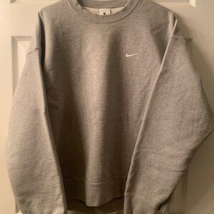 Nike Heavyweight Men's Classic Gray Crewneck Sweater